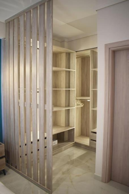Seafront Luxury Apartment Amfilochia Bagian luar foto